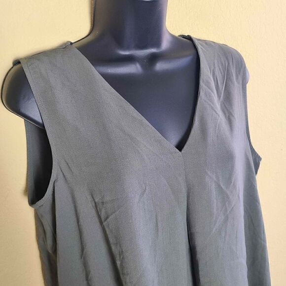 Fever Sleeveless Top    - Picture 3 of 7